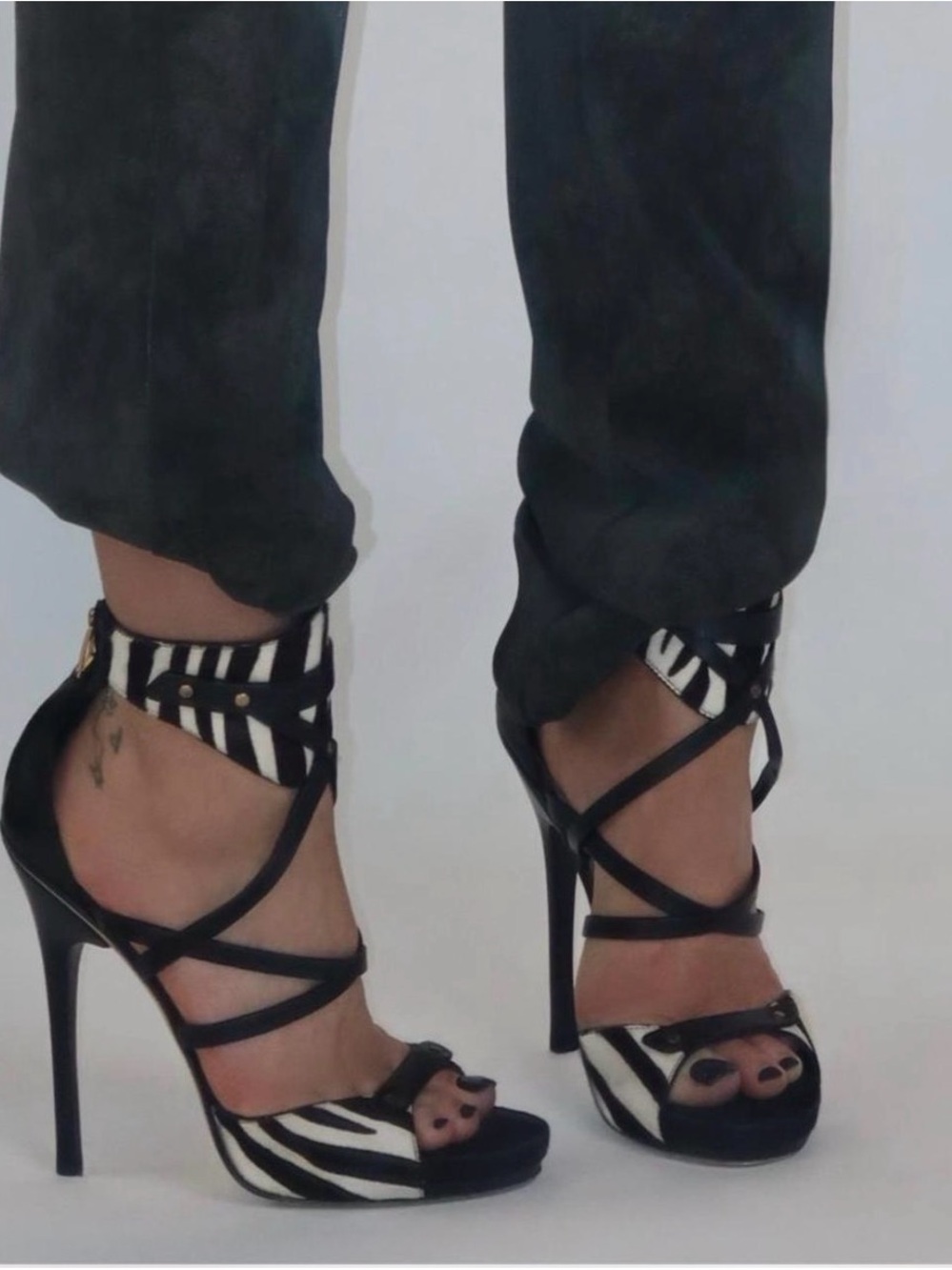 Rare Jimmy Choo SS2013 zebra ponyhair jet sandals EU 38.5